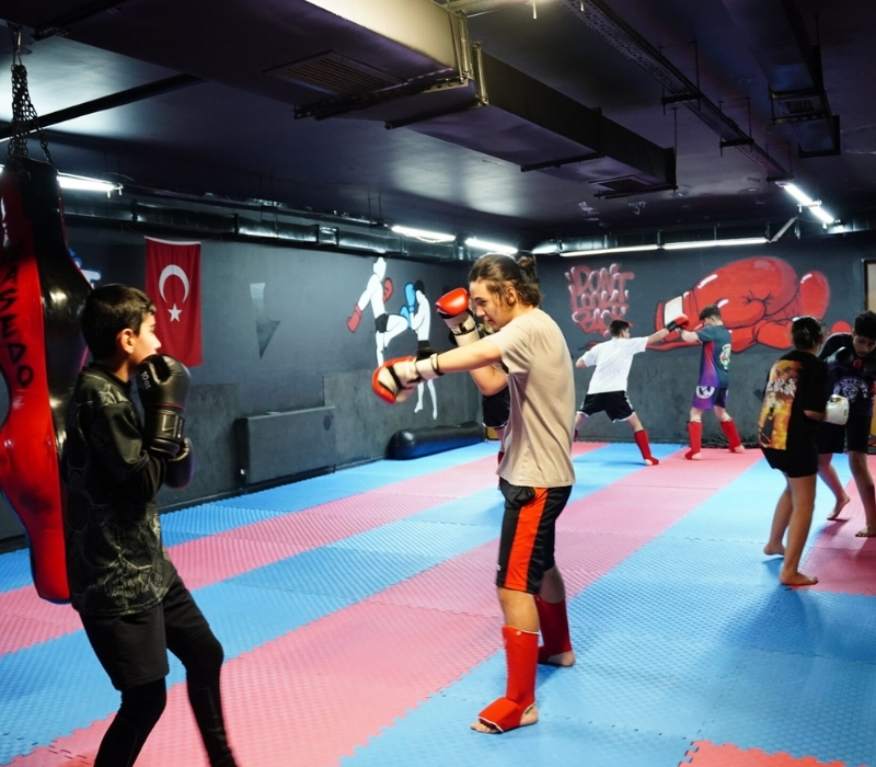 GSK Spor Kulübü kickboks eğitimi